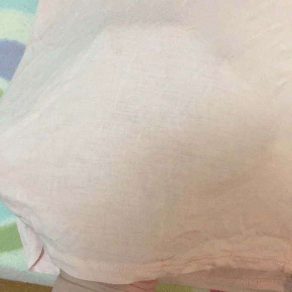 GAP Light Pink V-Neck Tee - Picture 4 of 4